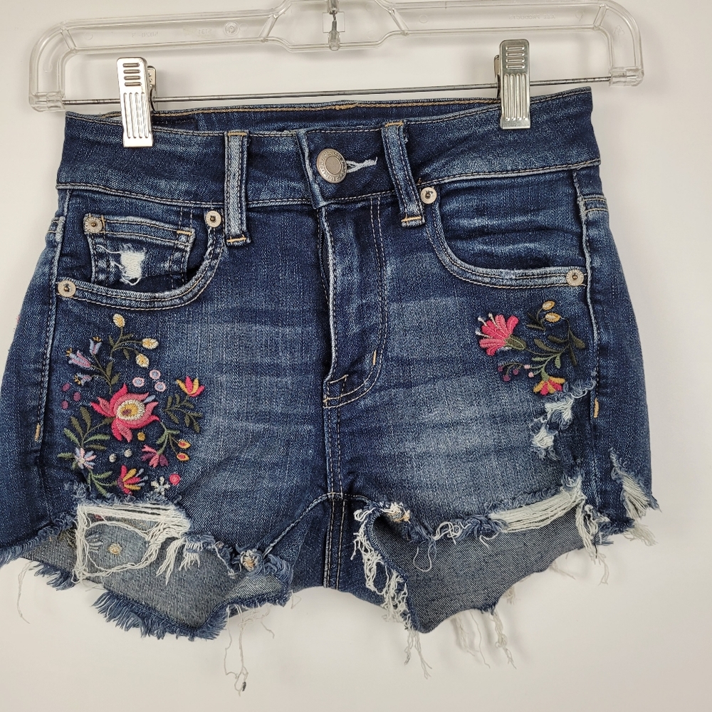AMERICAN EAGLE Woman's Denim Shorts Size 00 Embroidered Festival Hippie Boho